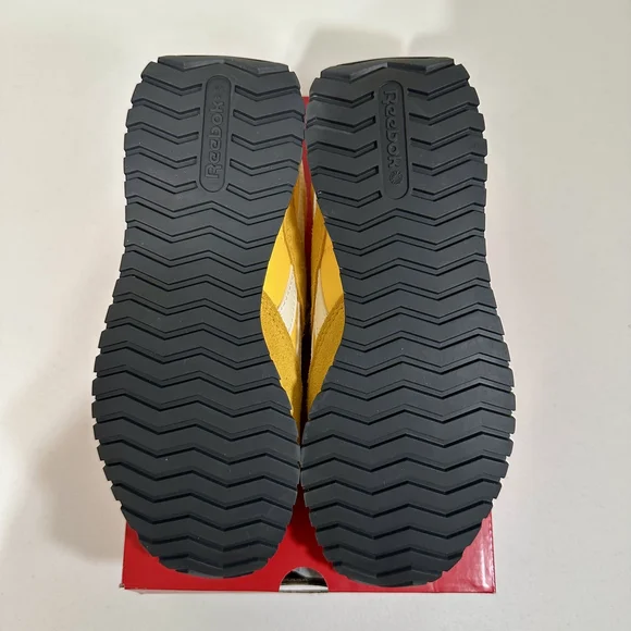 Reebok Classic Yellow and White Sneakers - Picture 6 of 7